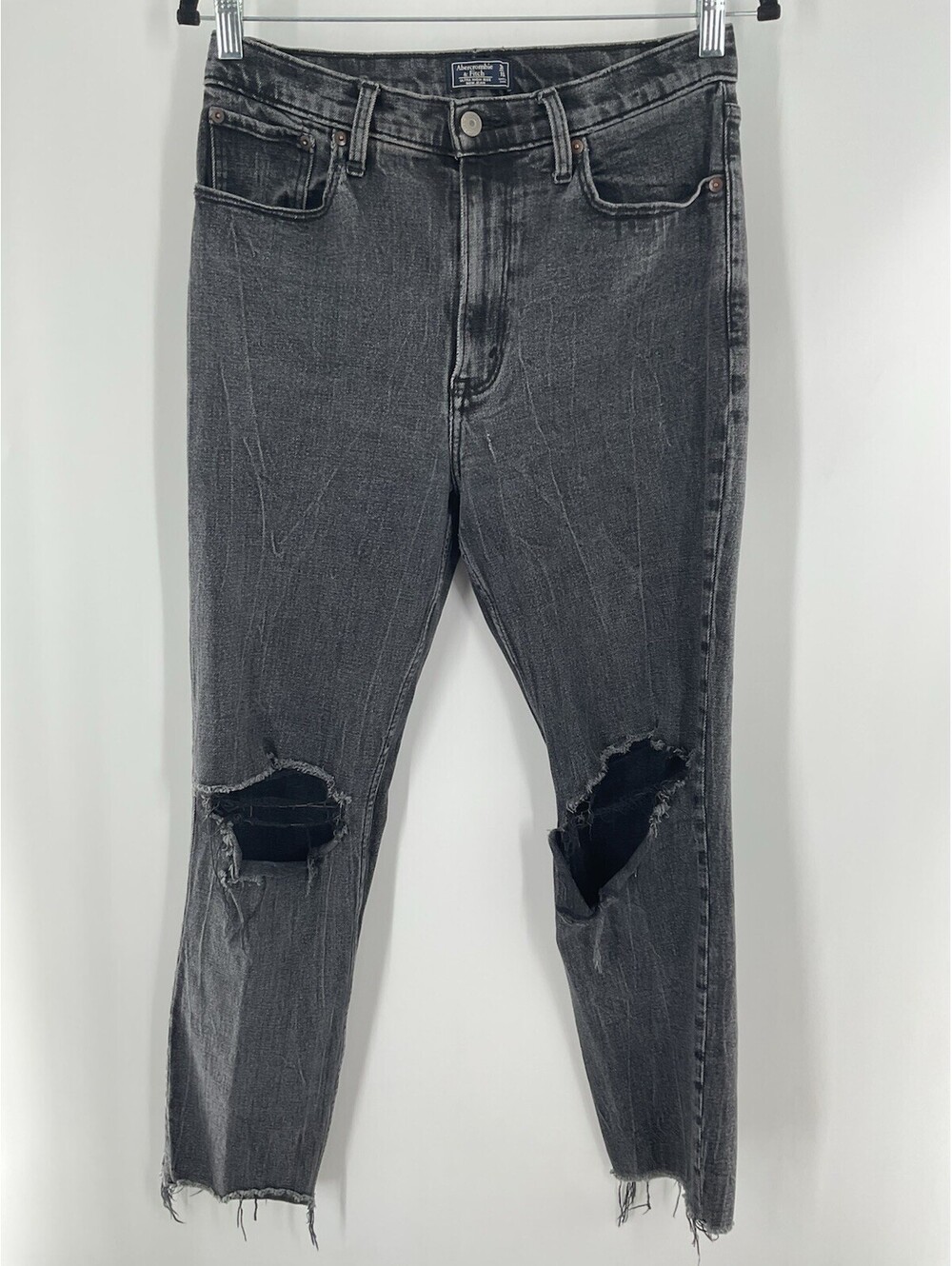 Abercrombie And Fitch Ultra High-Rise Mom Jean 30/10 R Distressed Jeans 143